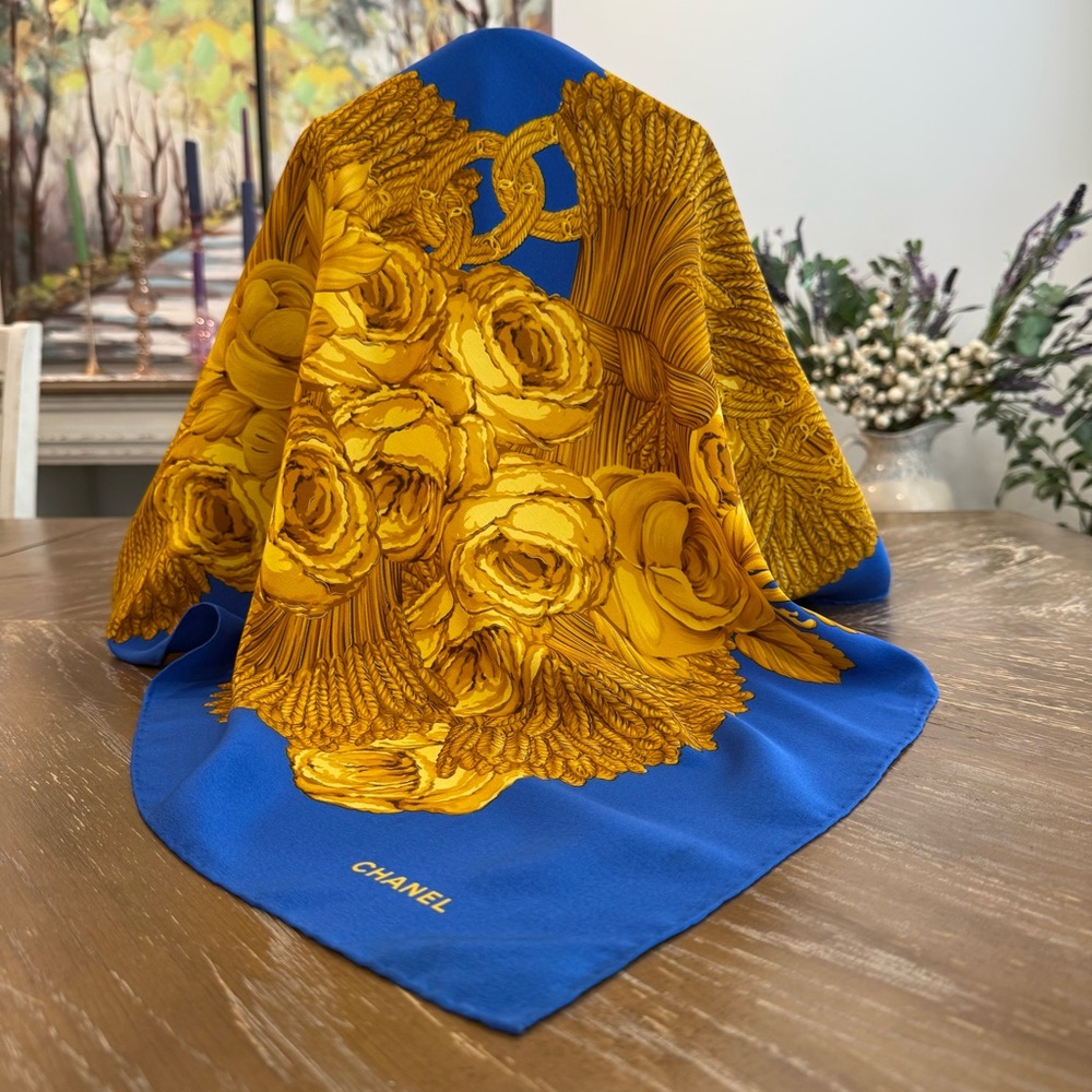 Authentic Chanel Scarf - Picture 7 of 8